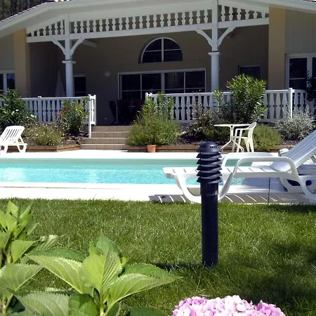 With A Private Pool At 2 Km From Sea Villa Lacanau